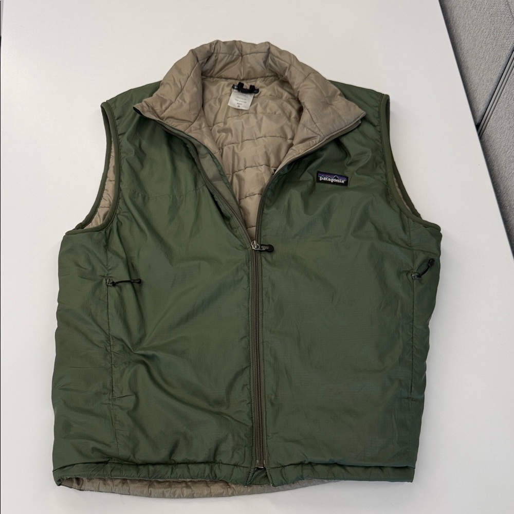 Patagonia Men’s Insulated Reversible Vest in Olive and Khaki